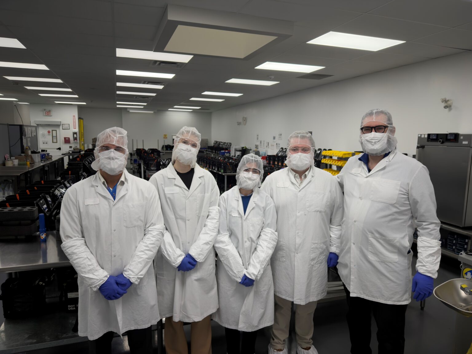 Isologic The CNIC team tours Isologic Innovative Radiopharmaceuticals’ facility ...