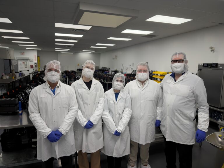 Isologic The CNIC team tours Isologic Innovative Radiopharmaceuticals’ facility ...
